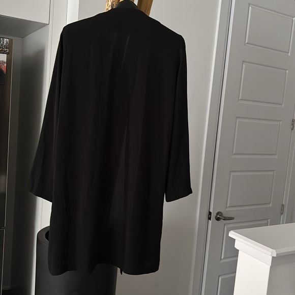 Only black chiffon long open draped  blazer light jacket Sz 38 - Picture 5 of 11